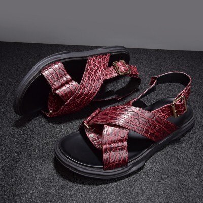 Sandaler mænd rødt blødt læder flade sandaler hjemmesko fritidsspænde strop strandsandaler hjemmesko sommerfodtøj: 2 / 7 5
