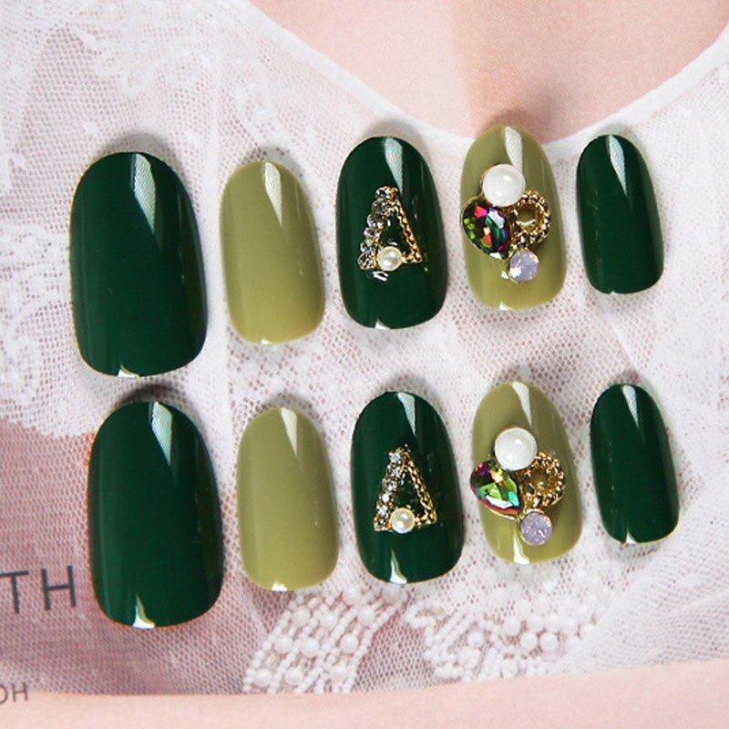 Volledige Cover Afneembare Groene Jump Kleur Valse Nail 3D Shining Strass Klinknagel Beauty Nail Art Tip Met Lijm Elegent Stijl nagels