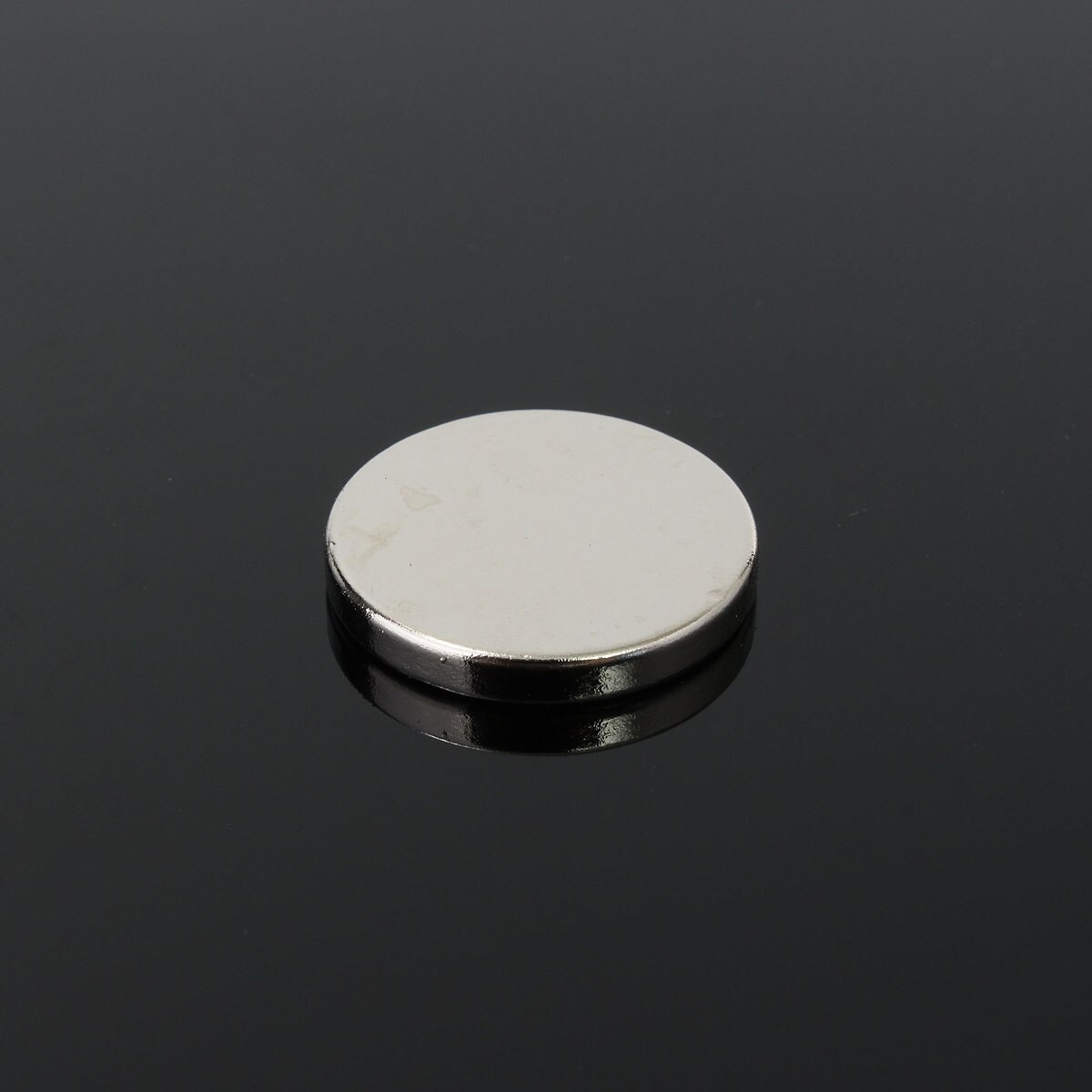 50 rare earth magnets 20x3mm N5 Disc Magnets attract ferromagnetic substances magnetic machinery