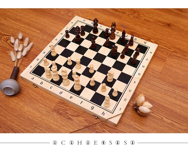 Top Wooden Folding Magnetic Chess Set Solid Wood Chessboard Magnetic Pieces Entertainment Board Games Children
