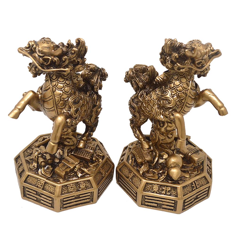 Chi lin Feng Shui - A Pair of Resin Statues Qilin/Chinese Kylin Guardian W4241