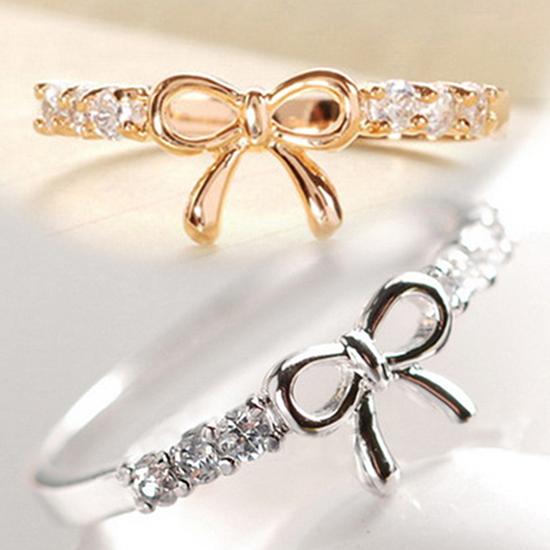 Delle Donne di modo Anello Semplice Classico Elegante di Strass Anelli di Fidanzamento Bowknot Da Sposa fascia Da Sposa Anello di Barretta Femme bijoux Aneis