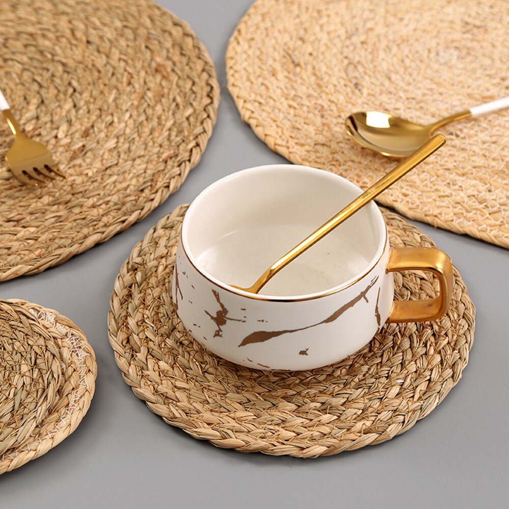 Handmade Woven Aquatic Plants Thread Jute Table Mat Non-Slip Dining Table Placemat Rattan Insulation Cup Coaster Home