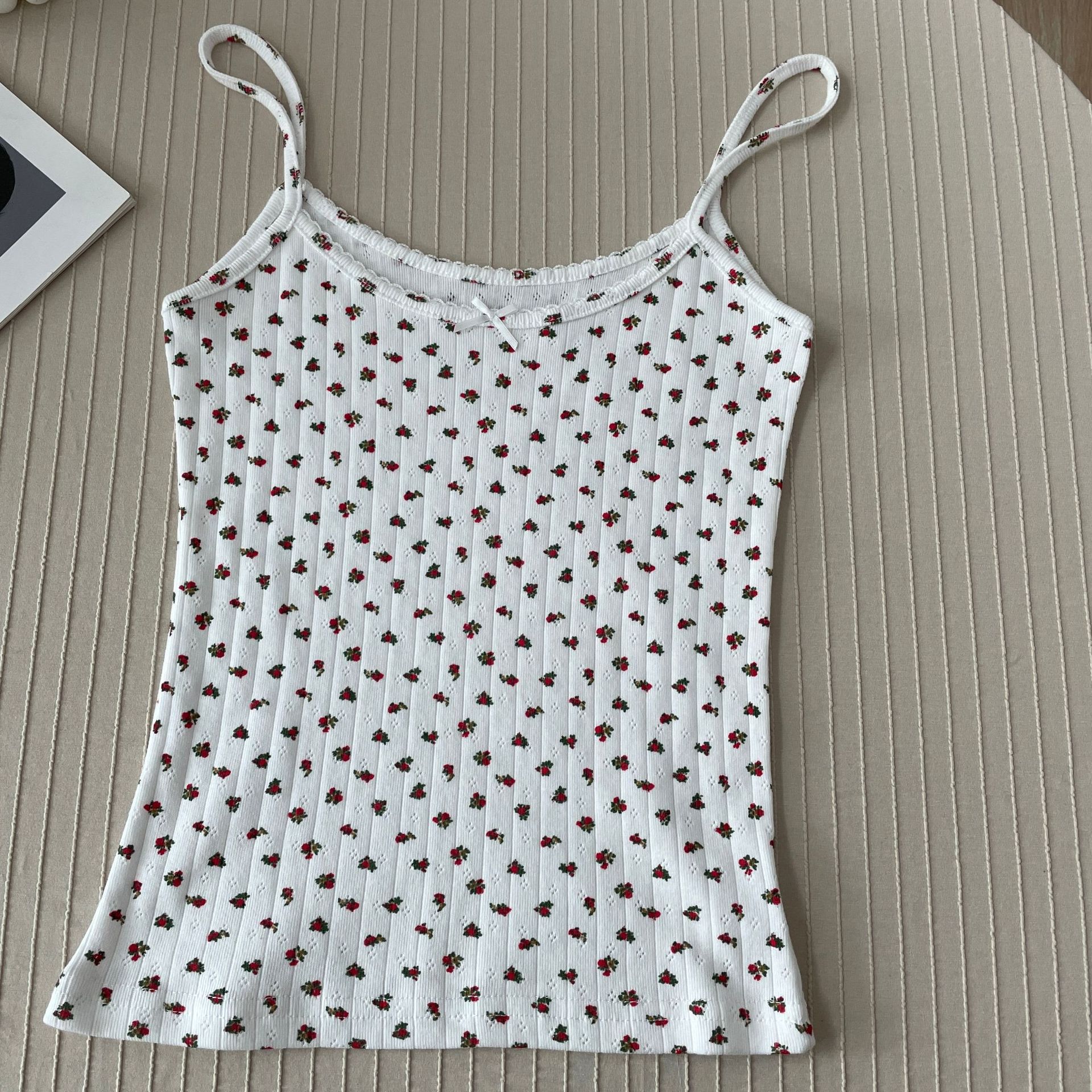 Tops cortos de algodón con lazo y ojales florales para mujer, Top sin mangas ajustado con adornos de encaje, camisola dulce de estilo Preppy, ropa Y2k: Plata