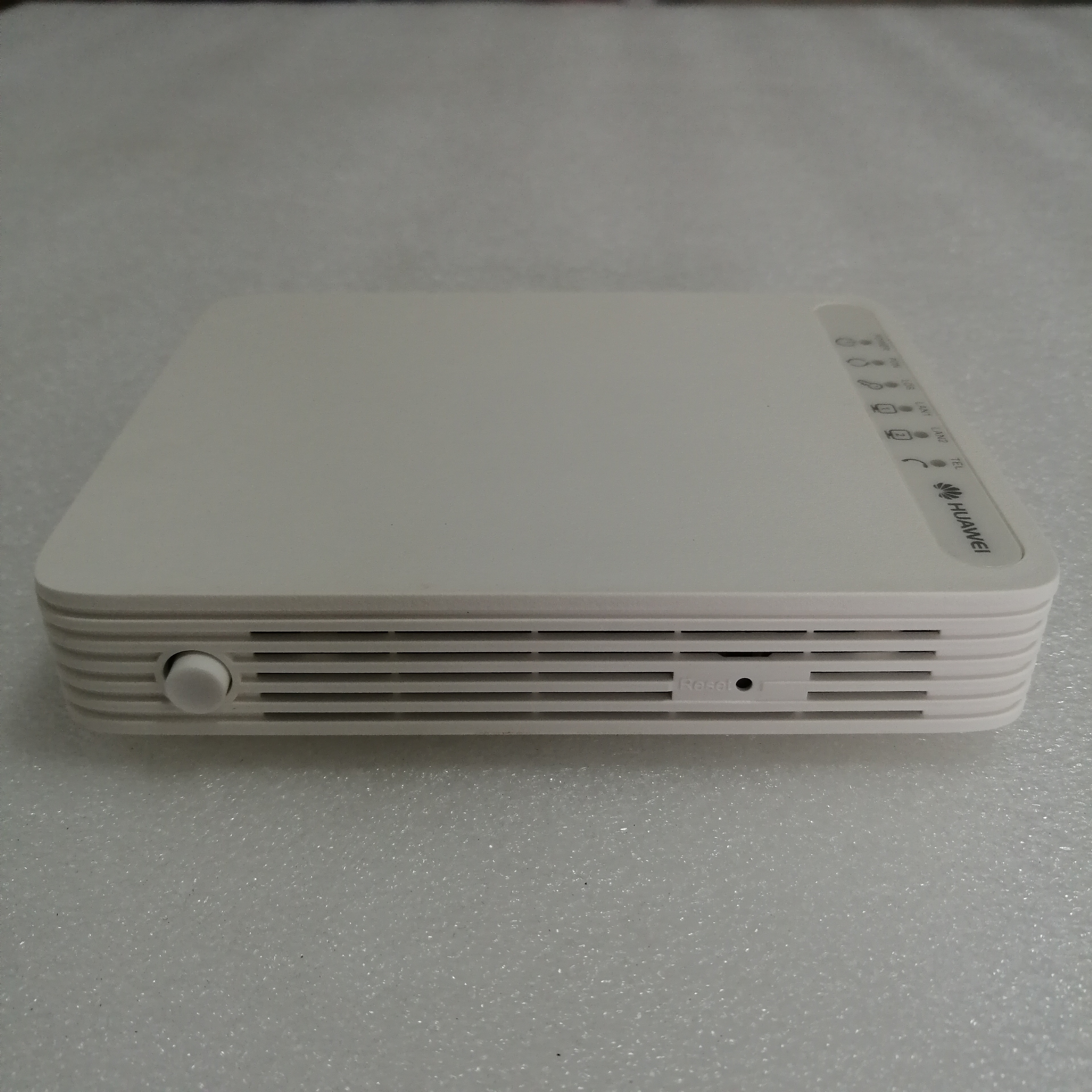 Original Hua wei GPON ONU HG8120 avec 2FE et 1 port de téléphone