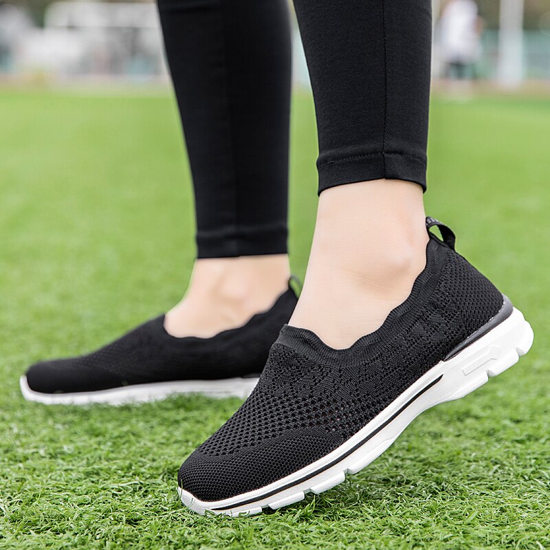 Breathable Summer Walking Shoes Women's Lightweight Sneakers Comfortable Street Jogging Shoes Mesh Running Flat Sneakers Female