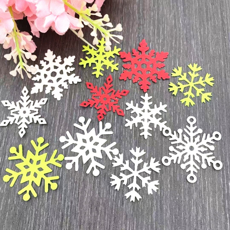 1set Snowflake Cutting Dies Christmas Metal Cutting Dies Stencils Die Cut for DIY Scrapbooking Album Paper Card Embossing