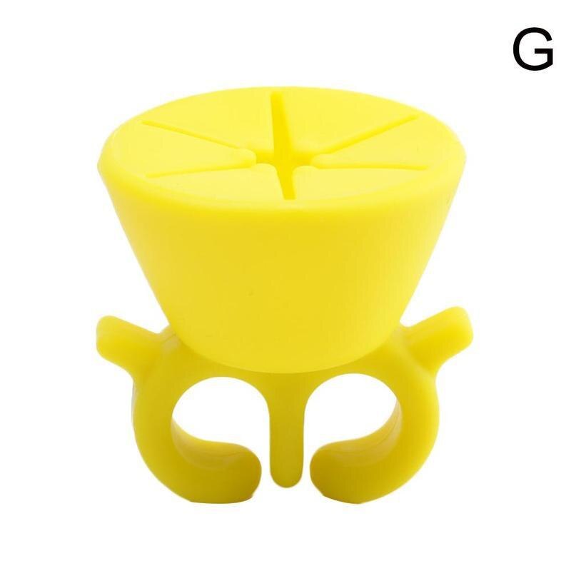 Handicraft Waste Collector Suctioned Vinyl Weeding Scrap Storage Collector Craft Weeding Tool Silicone Handicraft Storage Box: G