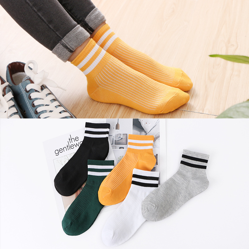 1 Pair Style Cute Women's Casual Stripe Cotton Comfortable Ventilation Korean Edition Cotton Socks