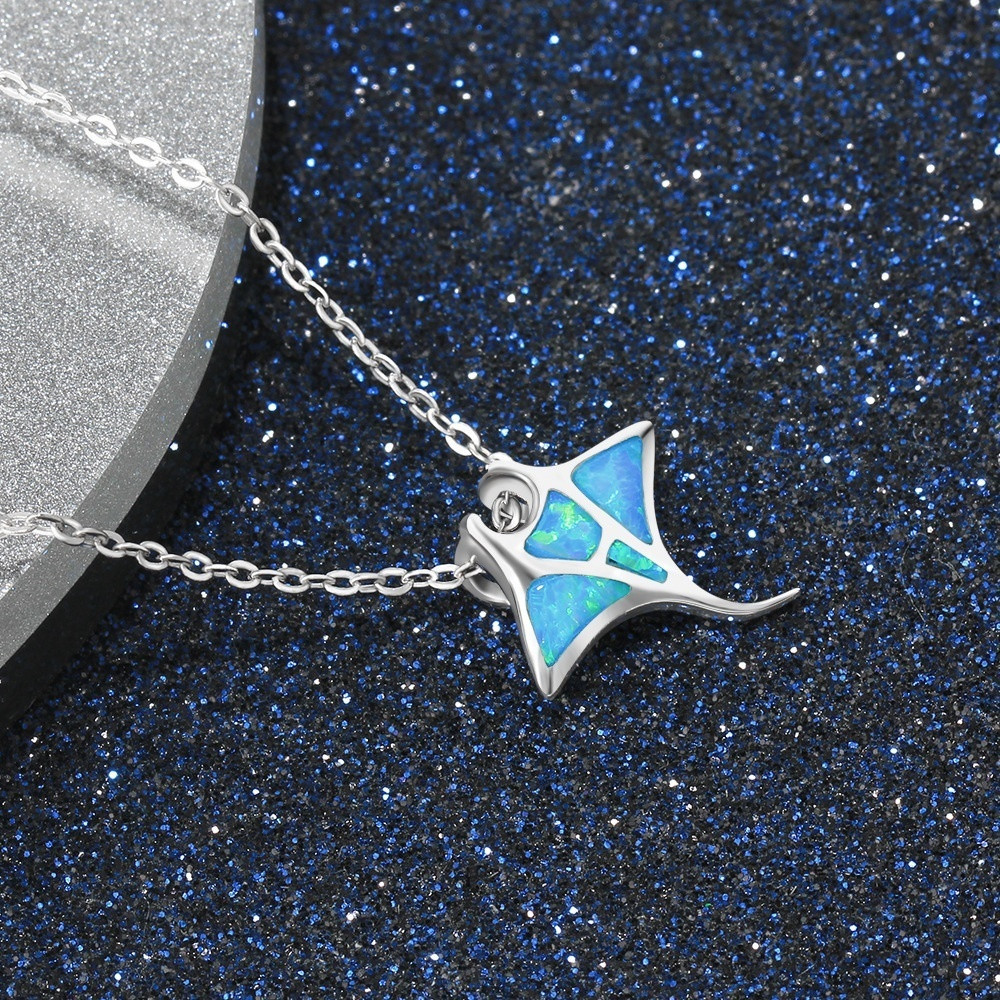 Böhmen süße Quallen-Anhänger-Halskette für Frauen, Inlay, blauer Opal-Imitationen-Halskette, Hochzeitsschmuck, Weihnachtsgeschenke für Sie