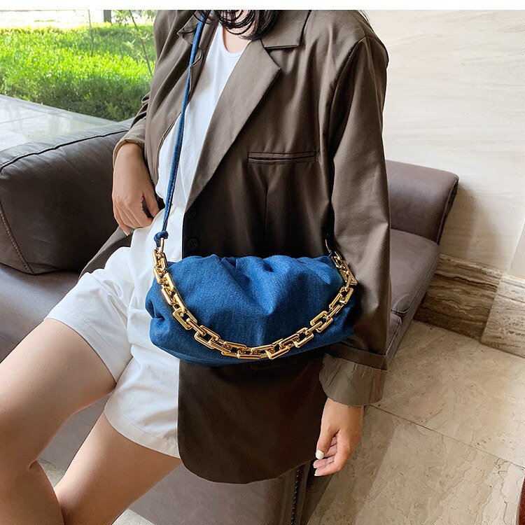 Ruwe ketting dames handtassen cowboy blauwe bao denim vrouwelijke cloud crossbody tassen vouwbare dames schoudertassen