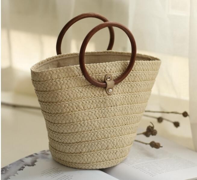 Summer Beach Straw Bag Drawstring Tote Handbags With Wood Handle Korean Summer Straw Bag: beige