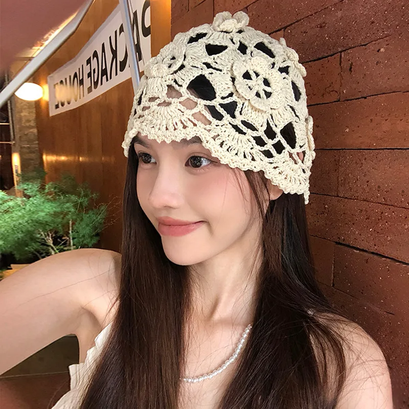 Cappello lavorato a mano all'uncinetto con fiori da donna Primavera Estate Moda versatile cappello sopra la testa sottile e traspirante con copricapo cavo