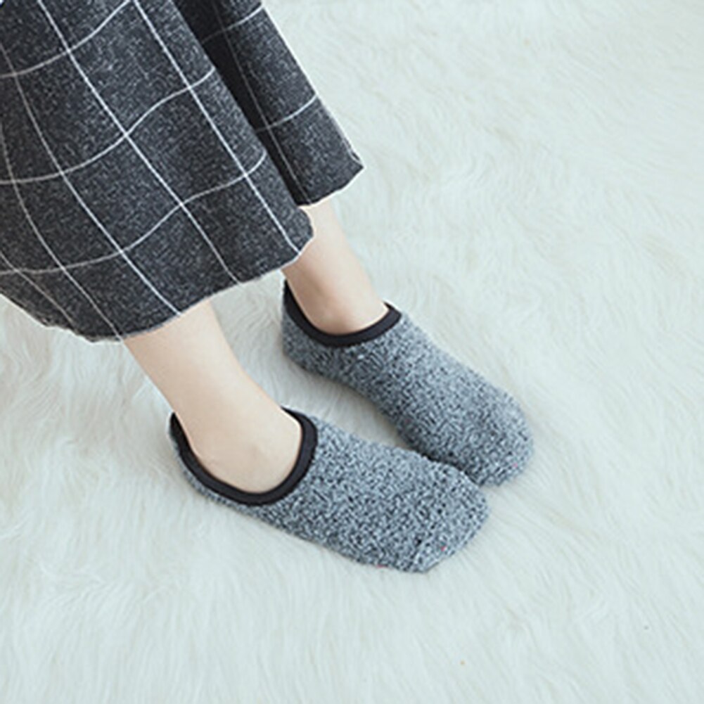 1 Paar Vrouwen Onzichtbare Korte Sokken Herfst Winter Anti-Slip Thermische Coral Fleece Low Cut Vloer Sokjes Moomin носки Женские