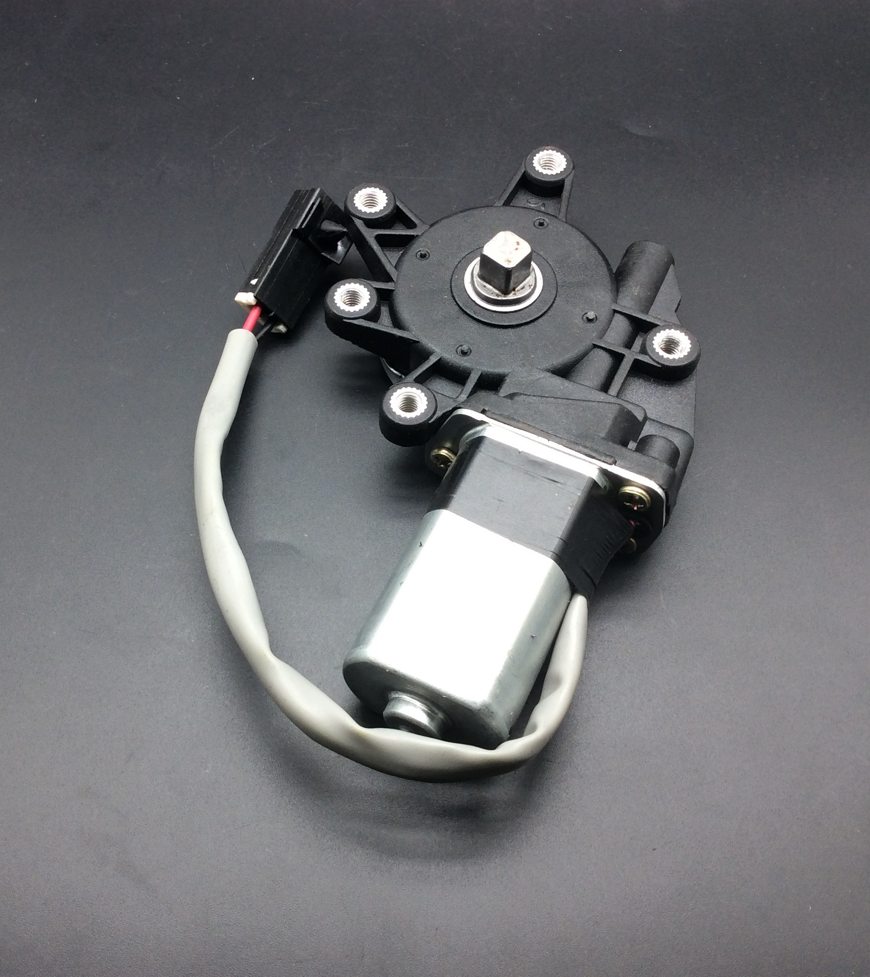 Motor elevador de vidrio eléctrico para coche, regulador de ventana, agitador, OEM, para nissan bluebird II III, U13: front right