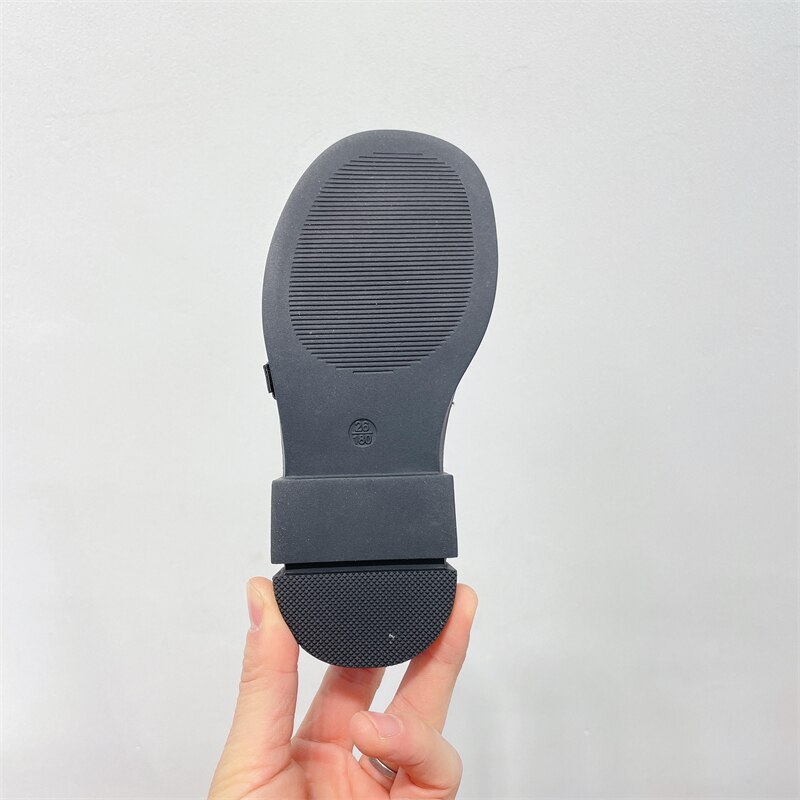 Mocasines de cuero y Metal para niños y niñas, zapatos planos de estilo británico, fondo suave, color negro, Primavera, 04