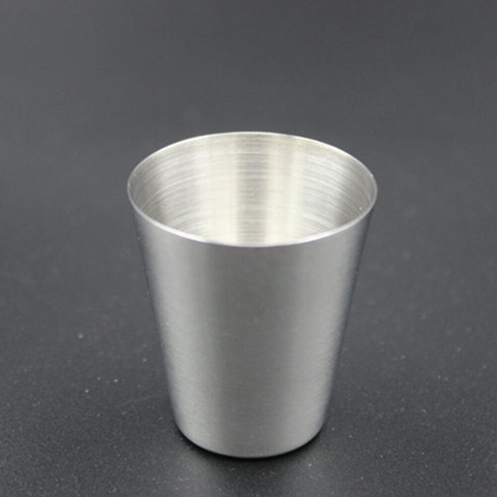 4 stk / sett mini 30ml bærbare rustfritt stål vin kopper drikke drikker flaske