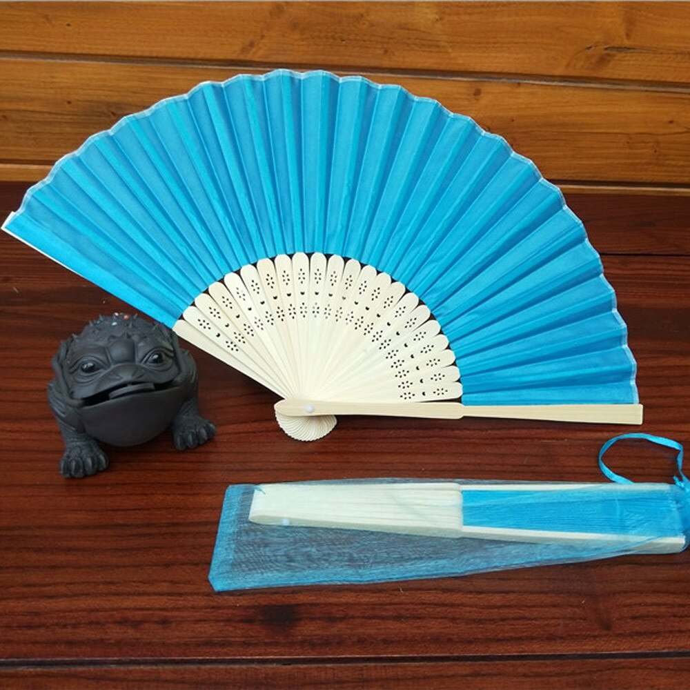 1 Pcs Folding Fan Effen Kleur Chinese Stijl Hand Held Fan Bamboe Zijde Vouwen Fan Party Wedding Decor Ambachten Zomer fans