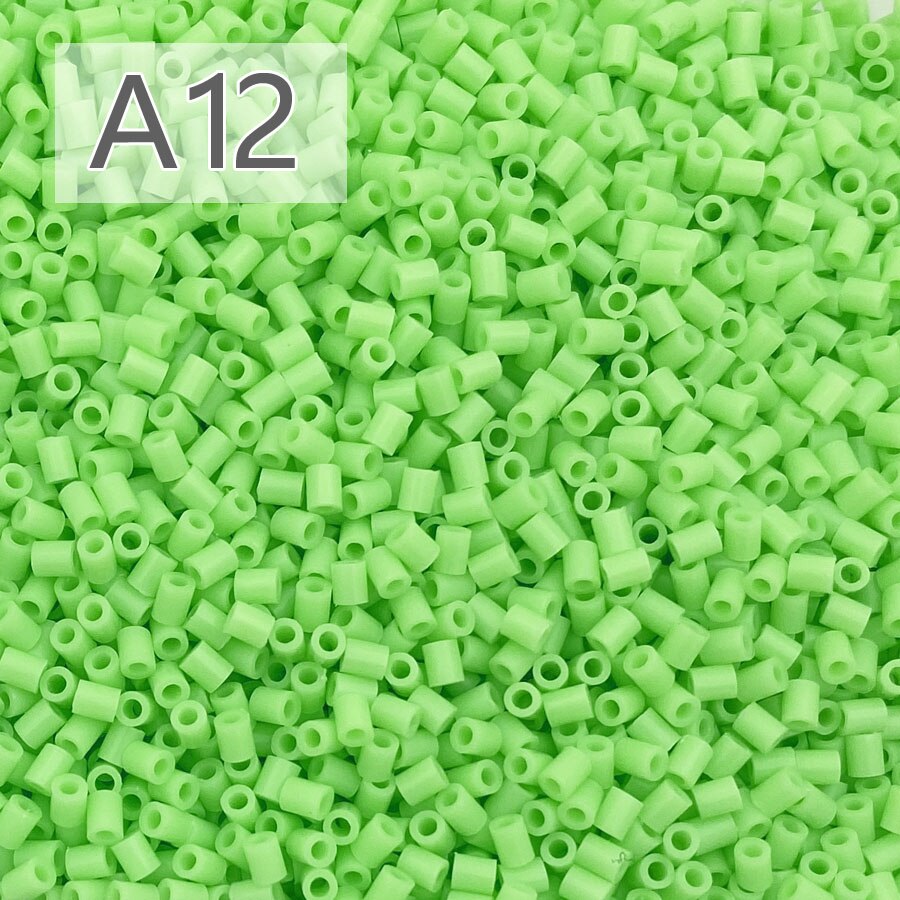 500g/50000 Uds. Cuentas Hama de 2,6mm, cuentas para fusibles perler diy, diversión para niños, manualidades, juguetes educativos de inteligencia: Amarillo claro