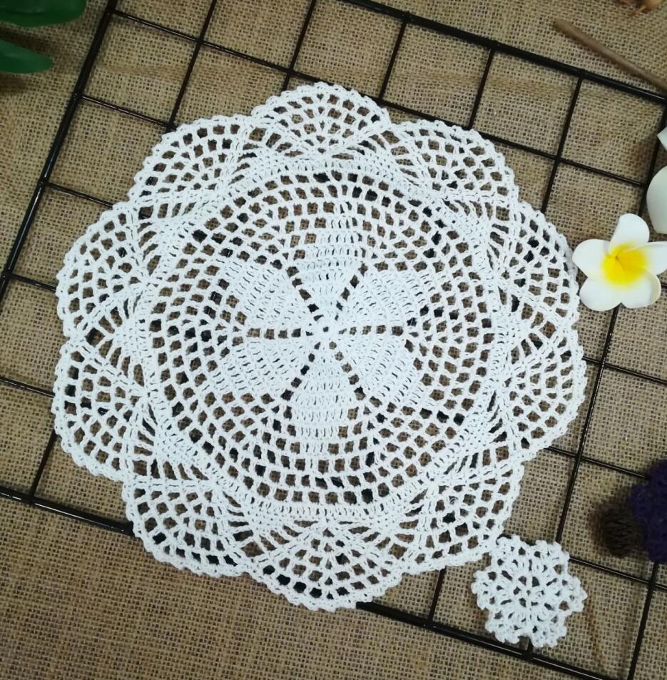Beautiful Placemats Dining Cup Mat Coasters Table Mats Crochet Doilies Kitchen Table Plate Pad 30cm Round Wedding Placemat