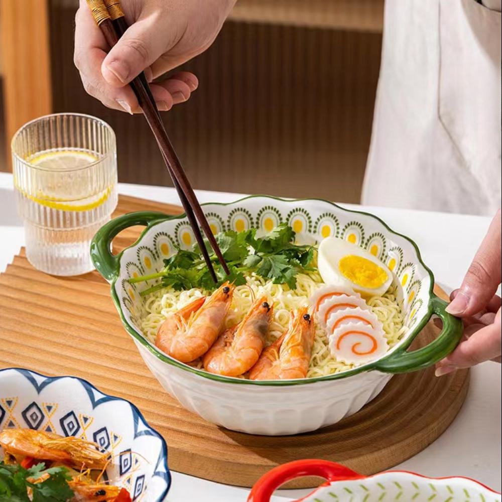 Lovely large capacity ceramic soup bowl with handle Suitable for salads, fruits, pasta, desserts, etc Suitable for the oven