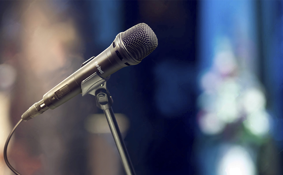FIFINE Dynamic Vocal Cardioid Handheld Microphone with On/Off Switch for Tecahing Meeting Karaoke Live Speech K8