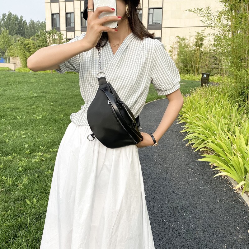 Sac à bandoulière Direct d'usine pour femmes, sacoche de poitrine sauvage Simple PU2020 nouvelle sac Diagonal noir