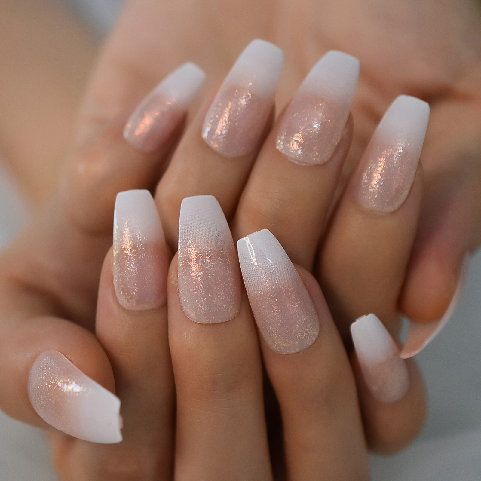 Faux-ongles de couleur verte claire, France, , pointe moyenne, bâton carré, couverture complète, fournitures pour professionnels