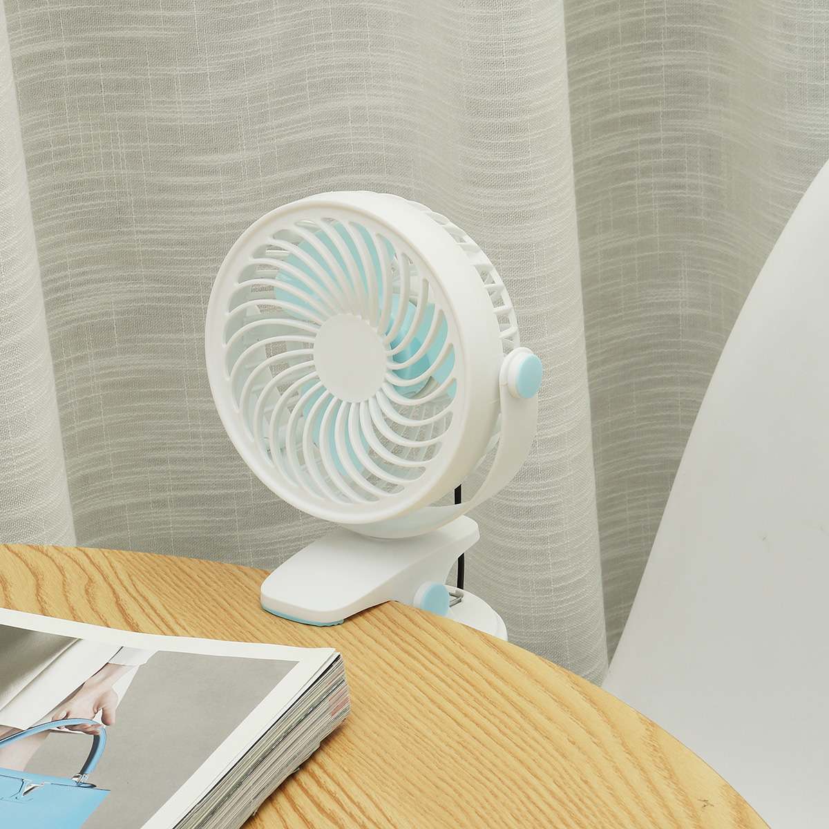 Mini Draagbare Ventilator 2 Speed Verstelbare Fans Home Bureau Reizen Usb Opladen Handheld Luchtkoeler Clip Fan Desktop Tafel fan: Clip Fan