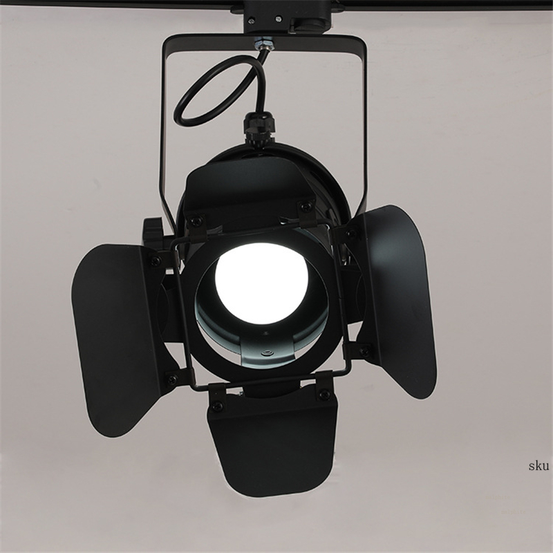 Plafoniere moderne a LED Lampade da binario in ferro retrò americano Loft Industriale E27 Bar Cafe Illuminazione industriale Apparecchi di illuminazione per proiettori