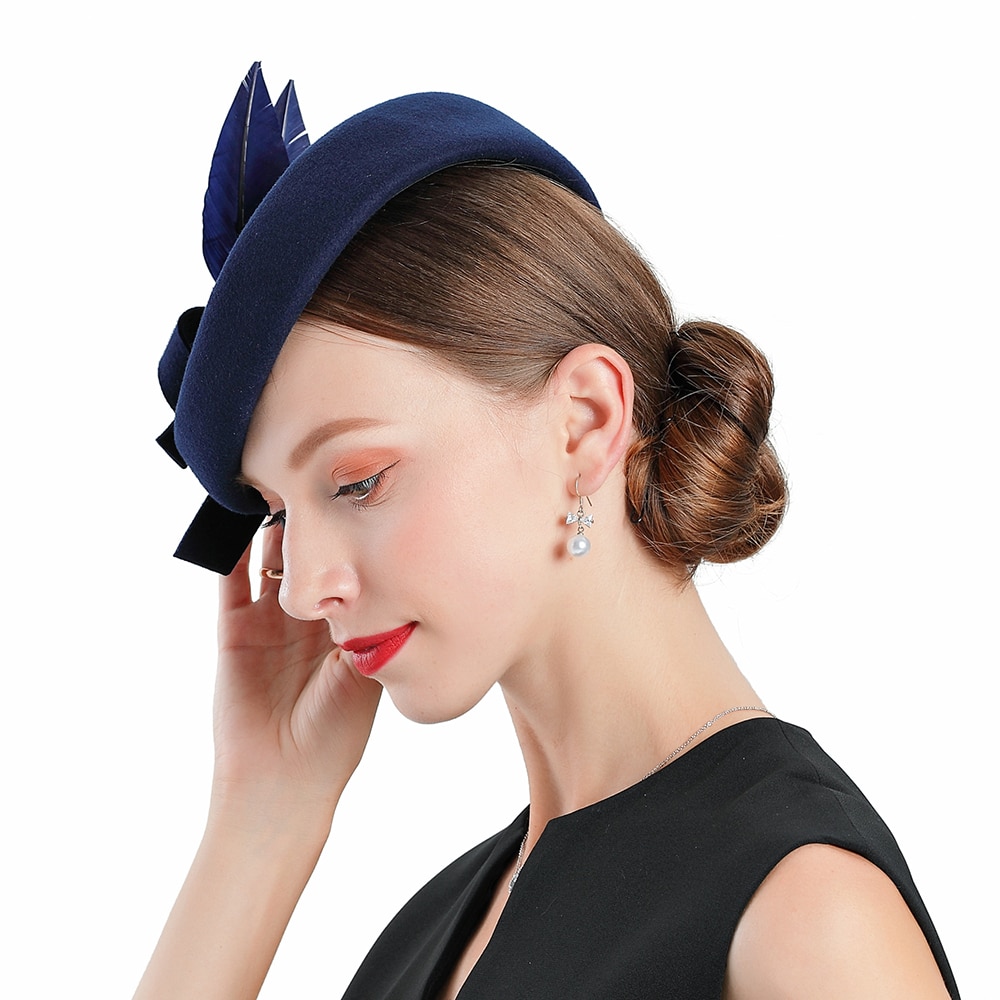 Kvinnors fedoras hatt brun fascinator keps för kyrka bröllop kvinna hatt ull blomma dekoration dam bowler hattar
