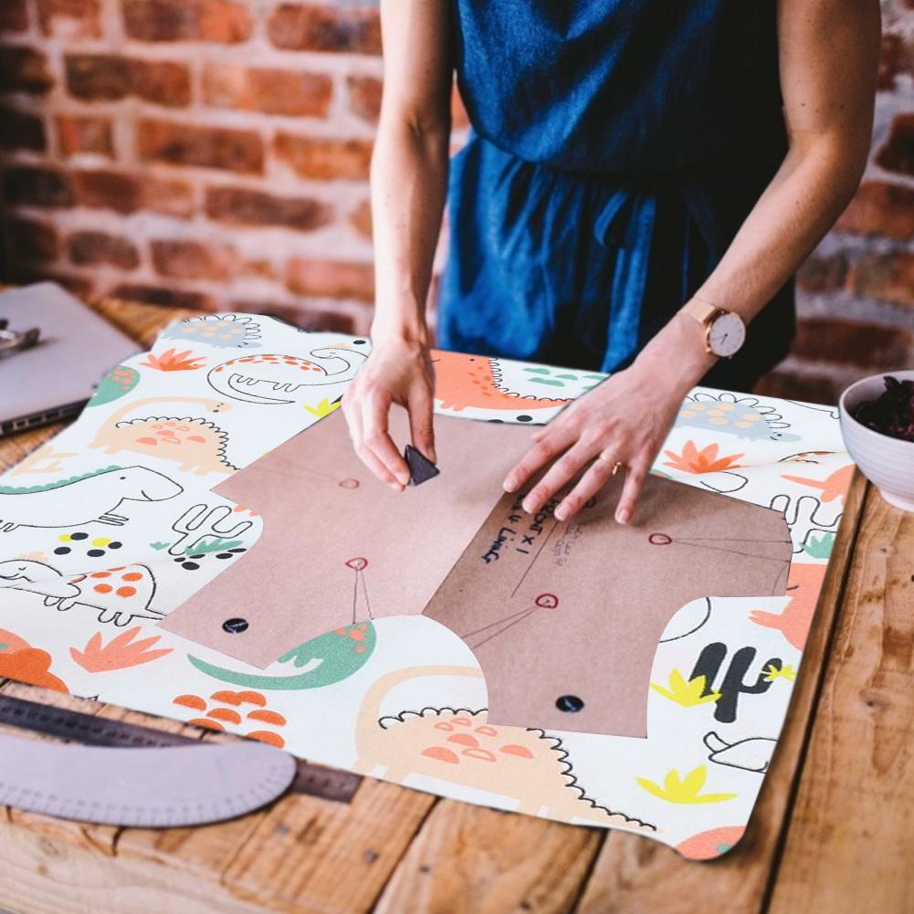 4 Uds tela con lunares estampados dibujos animados tela pequeña dinosaurio mano DIY Patchwork cama tela