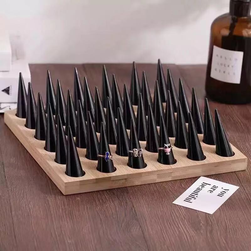 Natural Wood Cone Shape Finger Ring Stand Jewelry Display Holder Showcase Display Stands Rings Bracelet Jewelry Tray: 36bits black