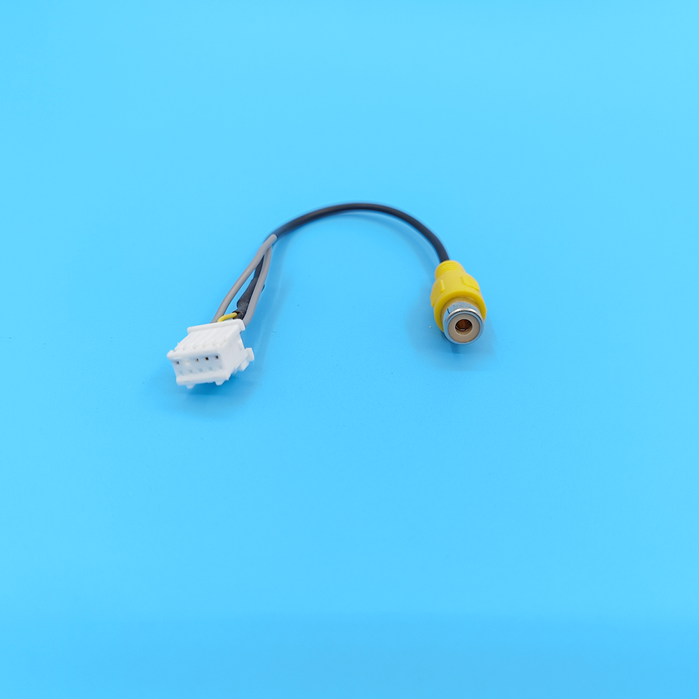 Cable RCA de coche para Radio Android, accesorios universales para coche, adaptador de Cable de entrada de vídeo de cámara de 10 pines, conector de cableado