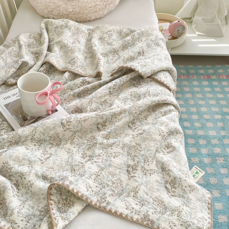 Sommerdecke mit Decke aus faltigem Garn, dünne Decke, geeignet für Schlafzimmer, Wohnung, Sofadecke