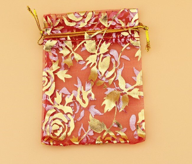100 stuks/partijen sieradenverpakkingen, organza garen zakjes, net zakjes, gouden stempel snoepkleurige trekkoord bedankjes zakjes: Rood