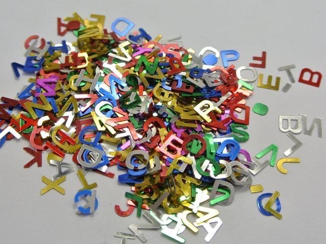 2000pcs Diverse Alfabet Letter Pailletten Losse Scrapbooking Craft multi kleuren Kostuum sieraden accessoires decoratieve kleding