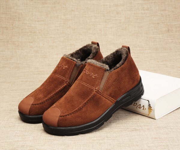 Men Boots Lightweight Winter Shoes For Men Snow Boots Breathable Man Waterproof Winter Footwear Plus Size Winter Boots: YELLOW / 44