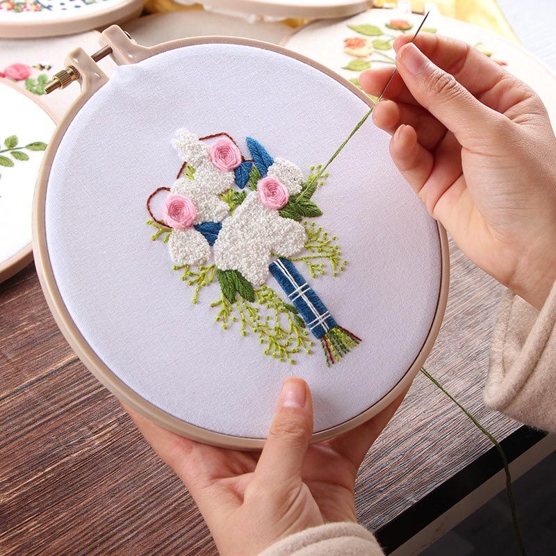 DIY Ribbon Embroidery Kit Flower Printed Floral Pattern Cross Stitch Needlework with Embroidery Hoop Frame Wall Painting Art: 5 / 20cm Bamboo hoop kit