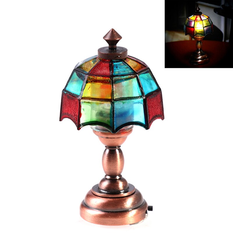 1:12 Poppenhuis Mini Bureaulamp Led Lamp Gekleurde Schaduw Leeslamp Pop Decor Speelgoed