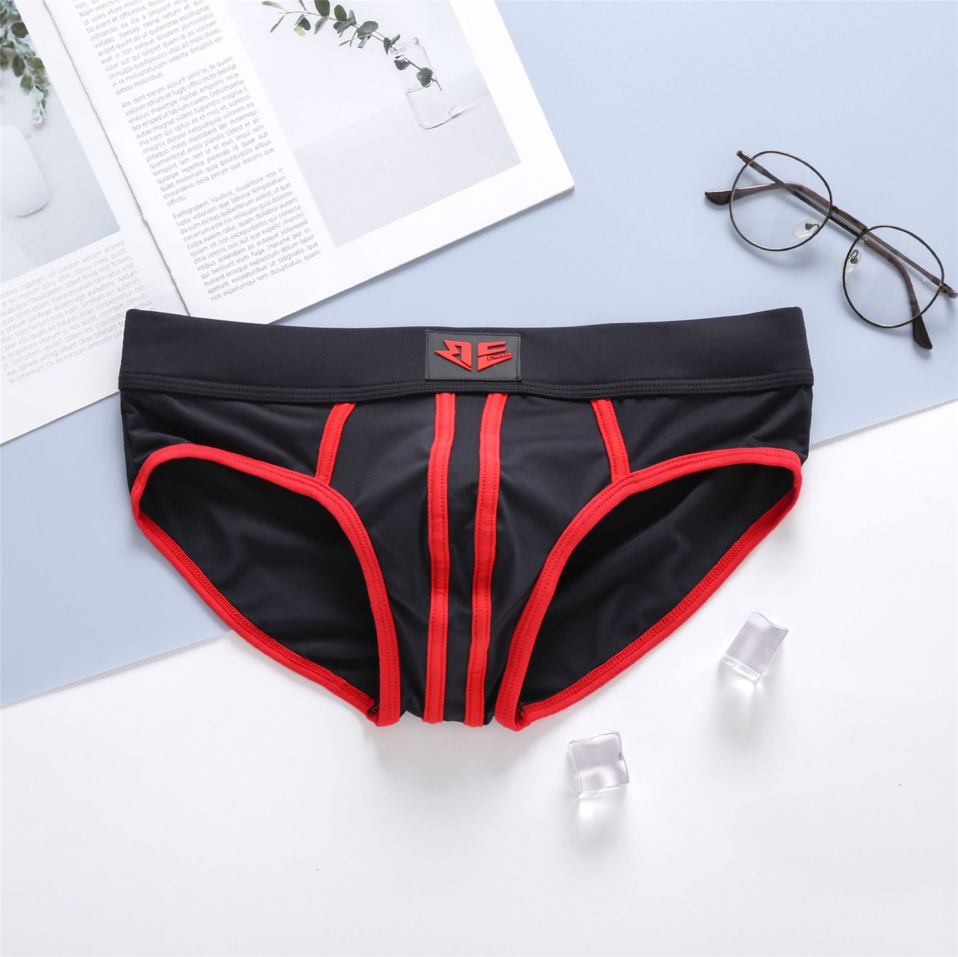 brand choice men&#39;s underwear summer thin ice silk breathable low waist sexy men&#39;s briefs: Red / M