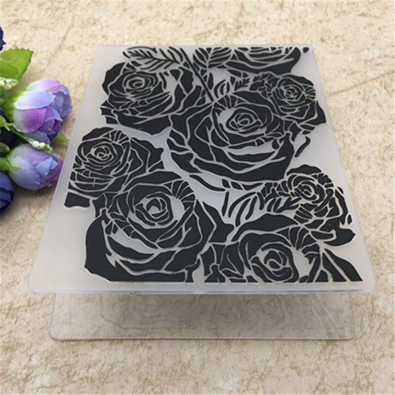 LetCart Schneeflocken-Prägeschablonen Set - 4 Stück Bastelvorlagen Für Karten