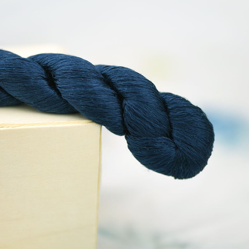 silk embroidery thread / 100% silk thread /hand embroidery embroider cross stitch/Prussian blue/8 pure colors: 7