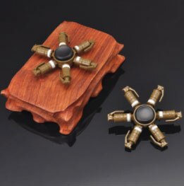 Fidget Spinner Nuovo Jedi Di Sopravvivenza Punta Delle Dita Gyro del Metallo Della Lega Del Trifoglio EDC Adulto Bambino Annoiato Anti-Stress di ADHD Giocattolo Creativo: Smoke bomb