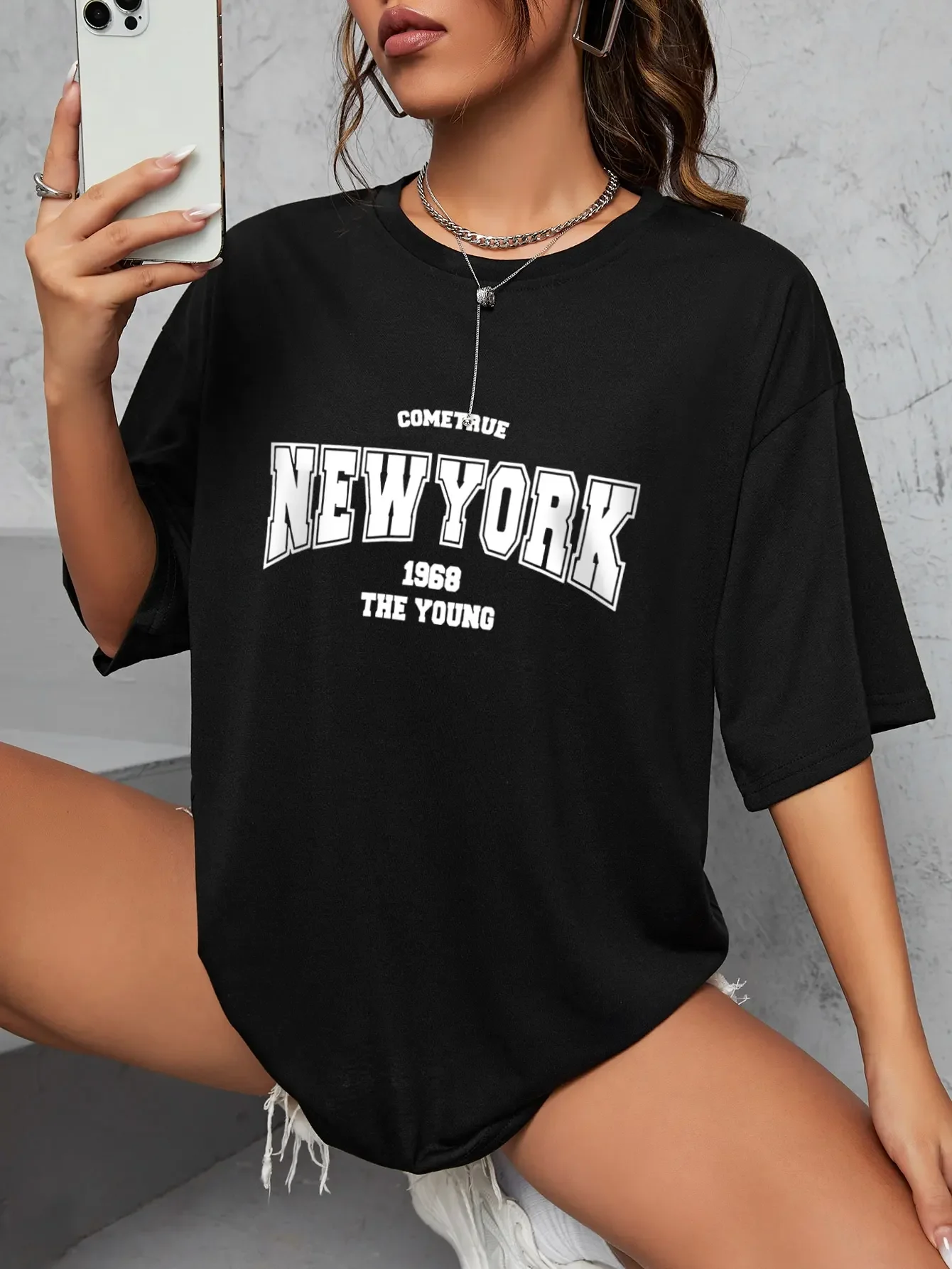 Quand 1968 The York Is Young Woman T shirt, fille, surdimensionné, 03/Top, créativité, streettershirt, vêtements décontractés individuels: L / Bleu