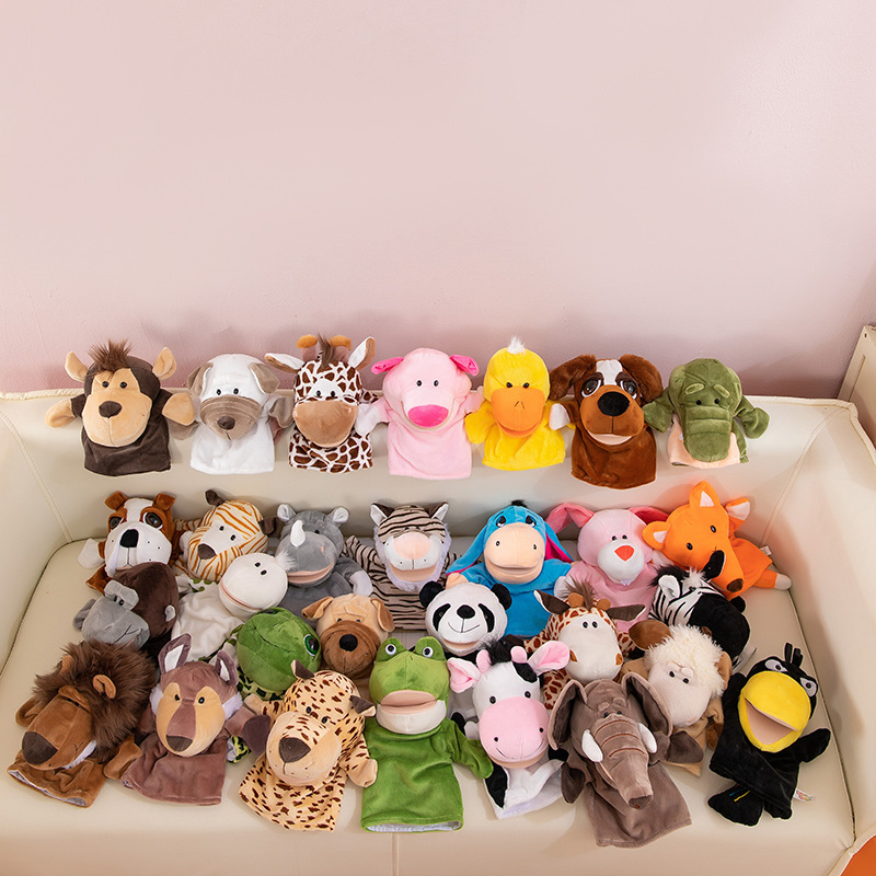Burattini da dito a mano Giocattolo di peluche di cartone animato Fornitura per feste Raccolta di famiglia Giocattolo preferito leone Pecora Anatra Giraffa Regali per bambini
