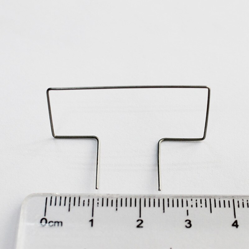 Grapas calientes para parachoques de plástico de coche, 100 Uds., 0,6mm, ranura curva, reparación de soldadura
