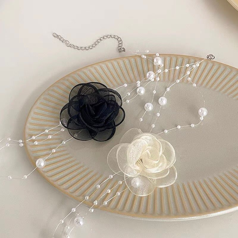 French Romantic Black White Choker Flower Pearl Necklace Women's Summer Collar Chain Fairy Gas Versatile Neckchain 2023 Newest