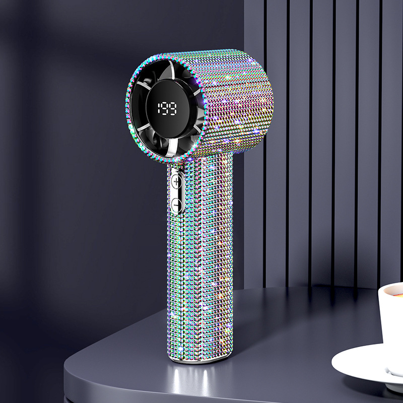 Ein prächtiger und eleganter Handventilator mit großem Akku für eine lange Akkulaufzeit, mit glitzerndem Rand.: Transparent