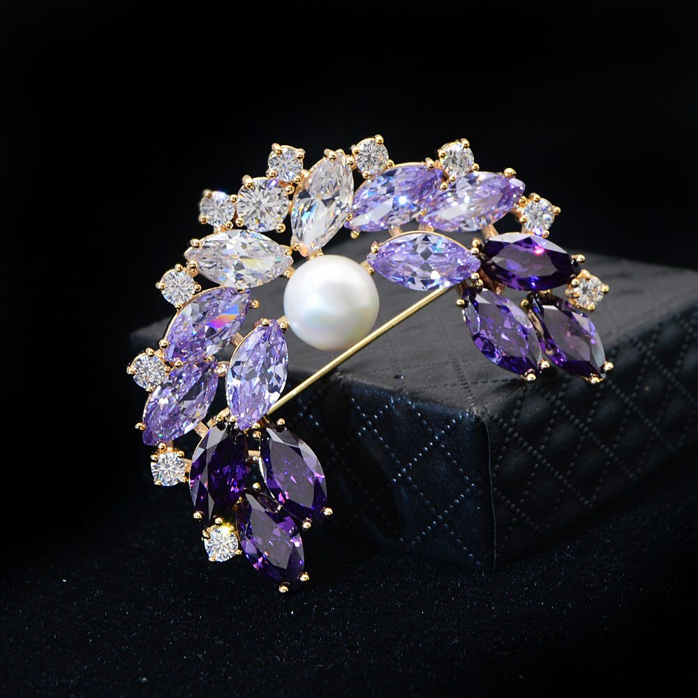 CINDY XIANG Mix-color Cubic Zirconia Leaf Brooches For Women Shining Sparking Pin Luxury Copper Jewelry Coat Accessories: purple